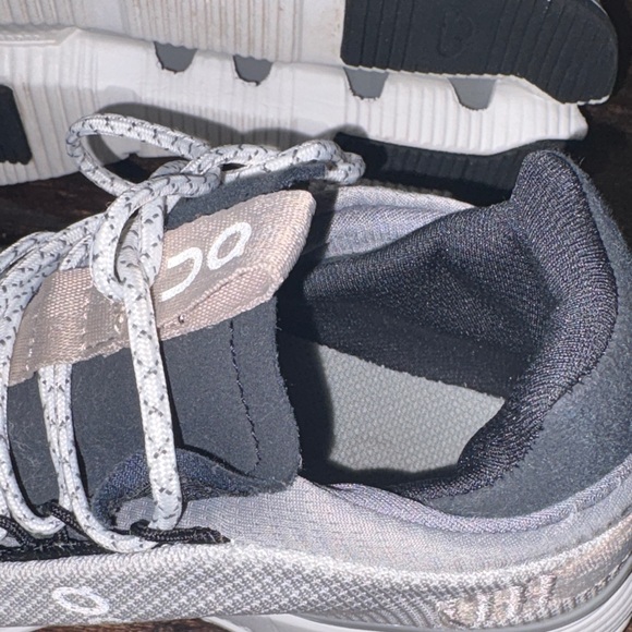 ON Cloudnova Running athletic women’s Sneakers size 7 - Picture 9 of 12